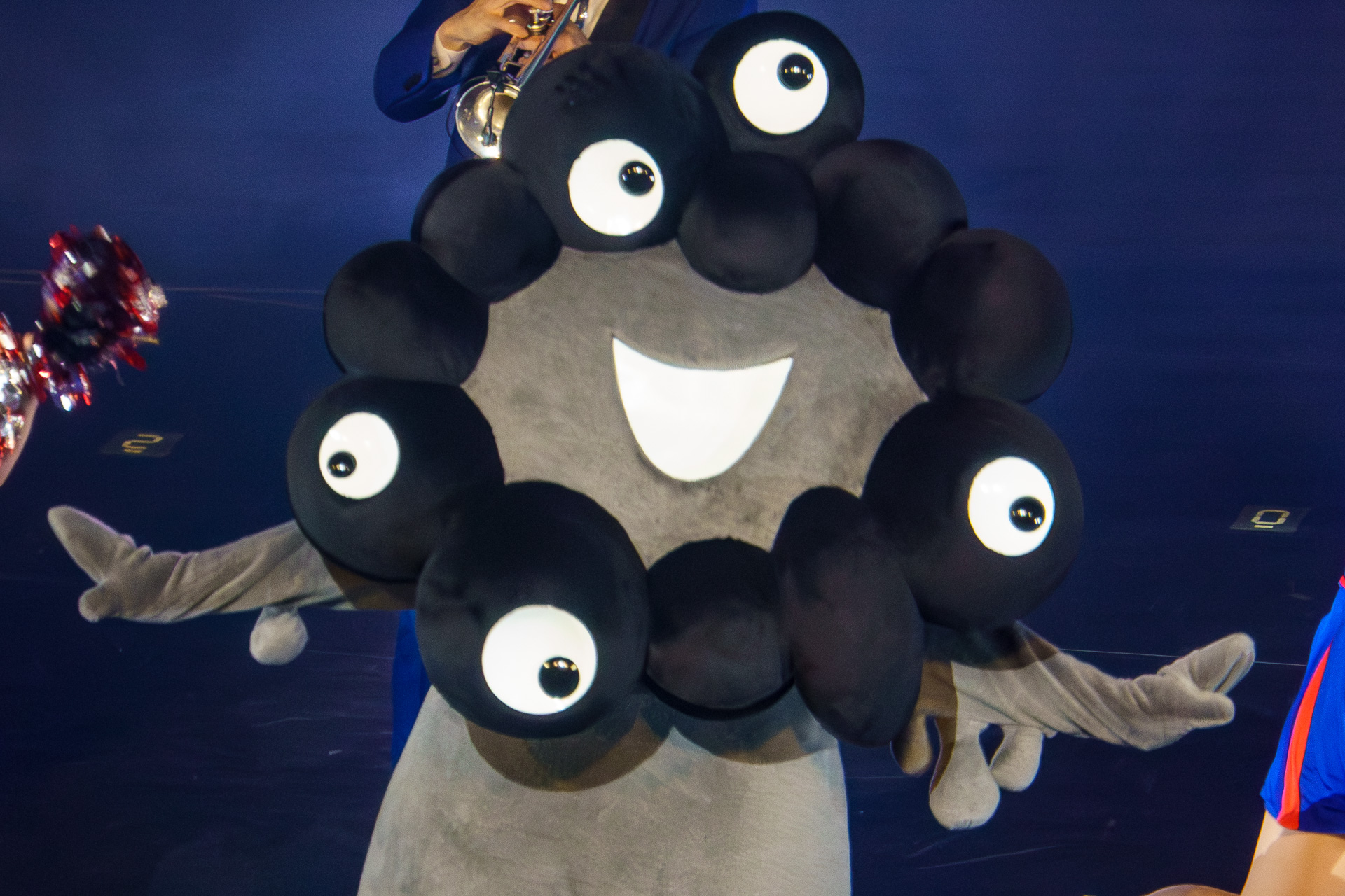 ミャクミャクぬいぐるみくじが黒バージョンになって復活！