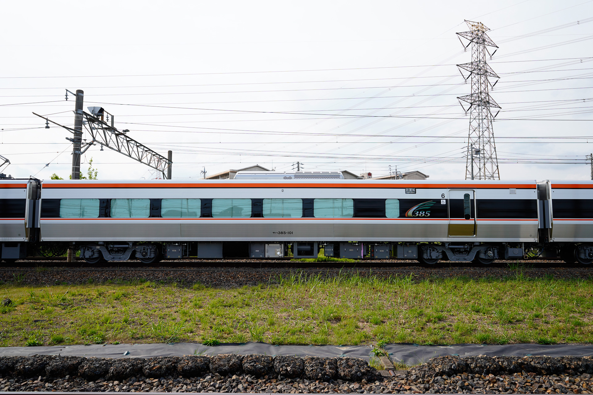 今回の報道公開では対象外だったが、6号車にバリアフリー関連設備を集中している