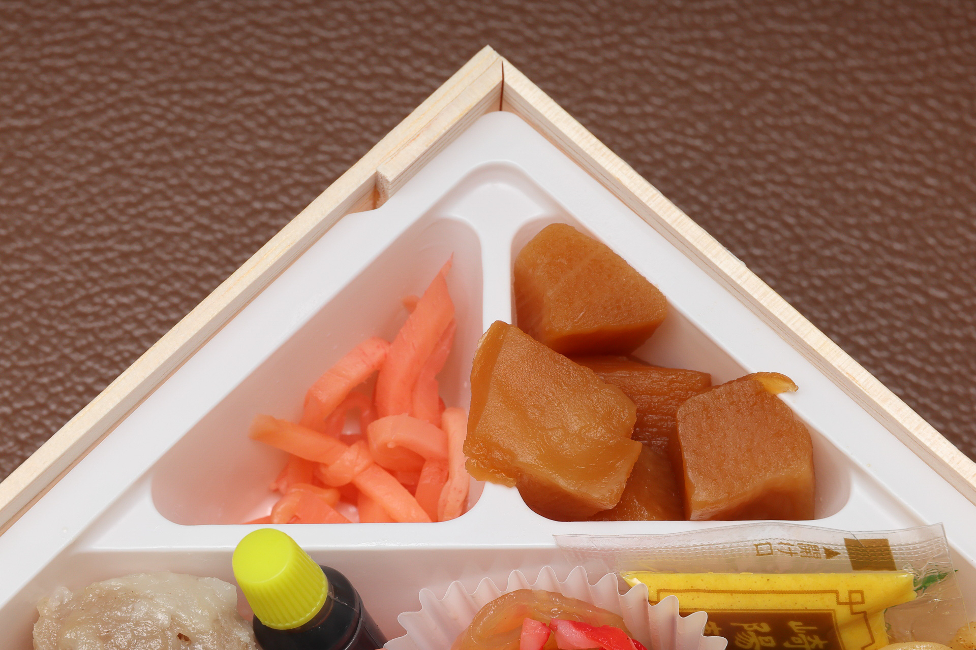実はファンの多い筍煮もちゃんと入っています