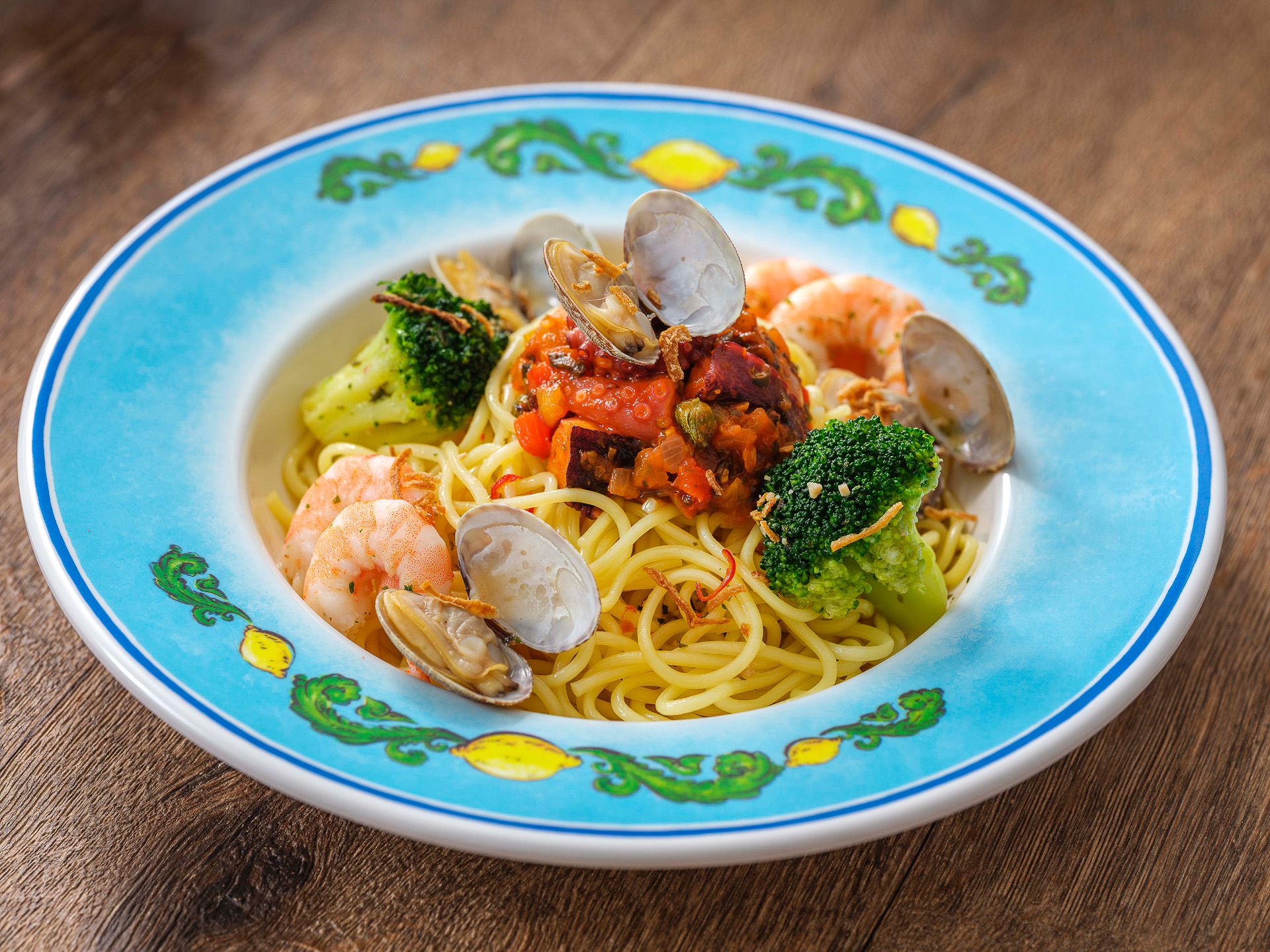 冷製シーフードパスタ（1680円）※6月1日発売