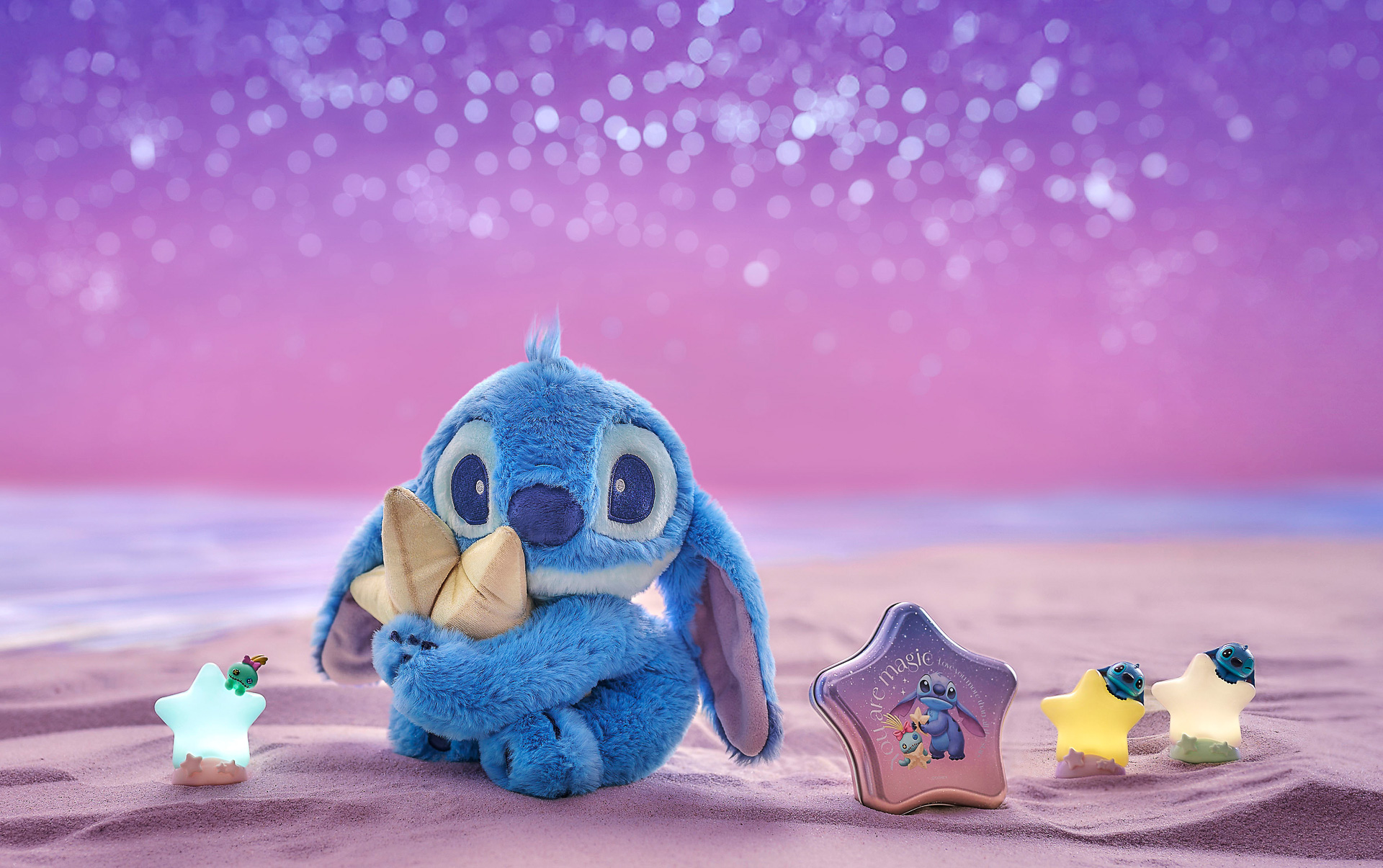 ディズニーストアが「スティッチの日」に合わせて新作アイテムを発売する