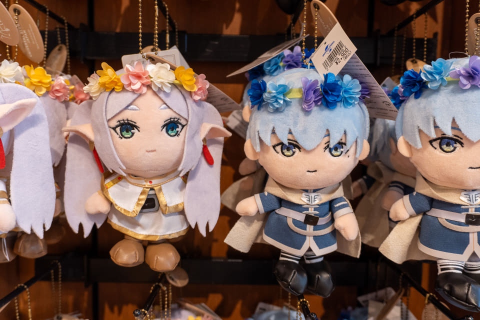 USJ×葬送のフリーレン、限定グッズを見てきた！ 花畑を出す魔法の