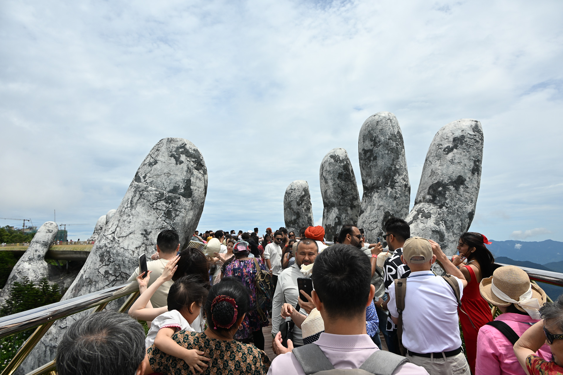 右手側がギュウギュウｘ（平日です）