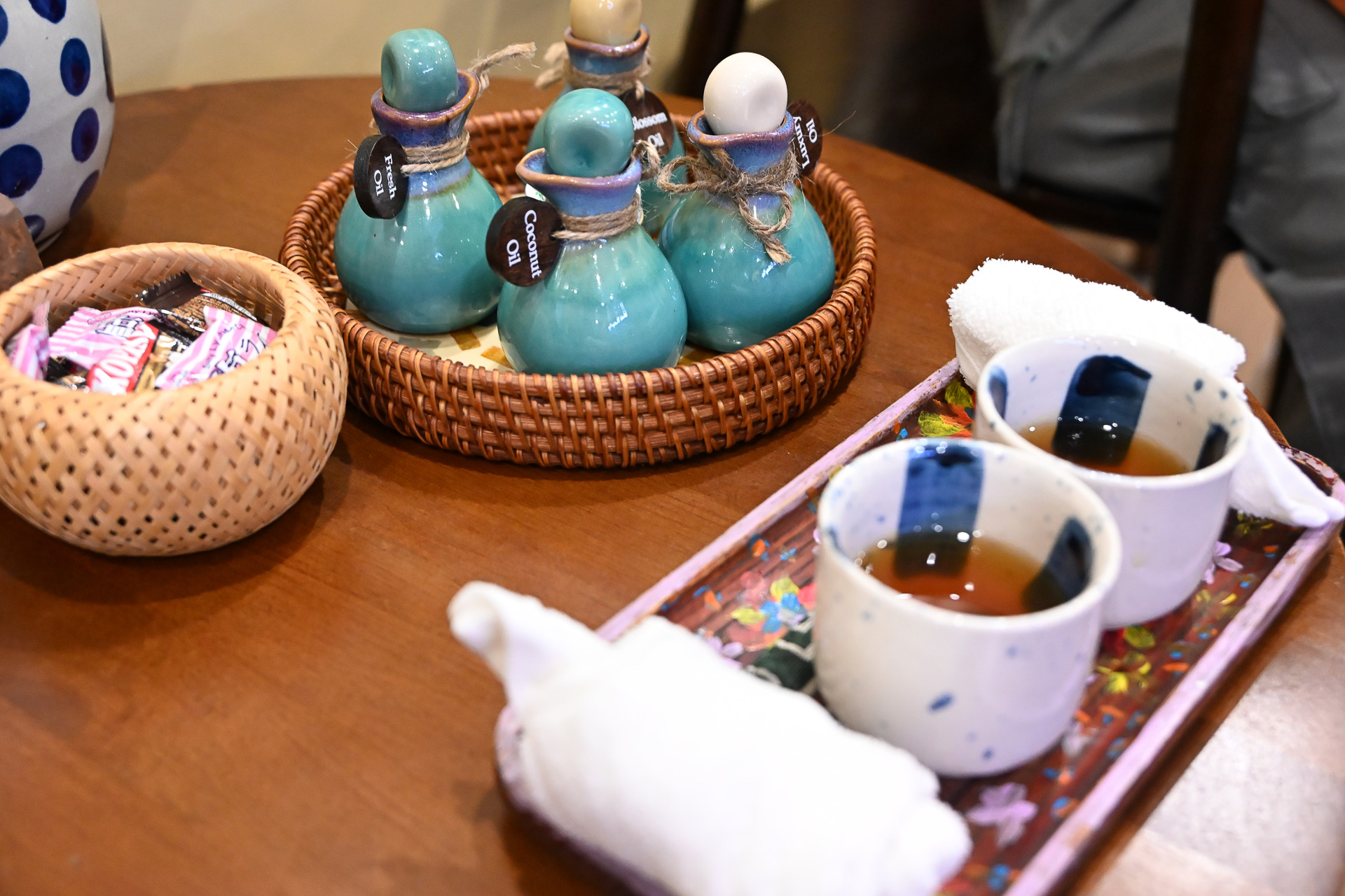 Luxury/Coconuts/Fresh/Blossom Oilのいずれかを選択。お茶でほっとひといき