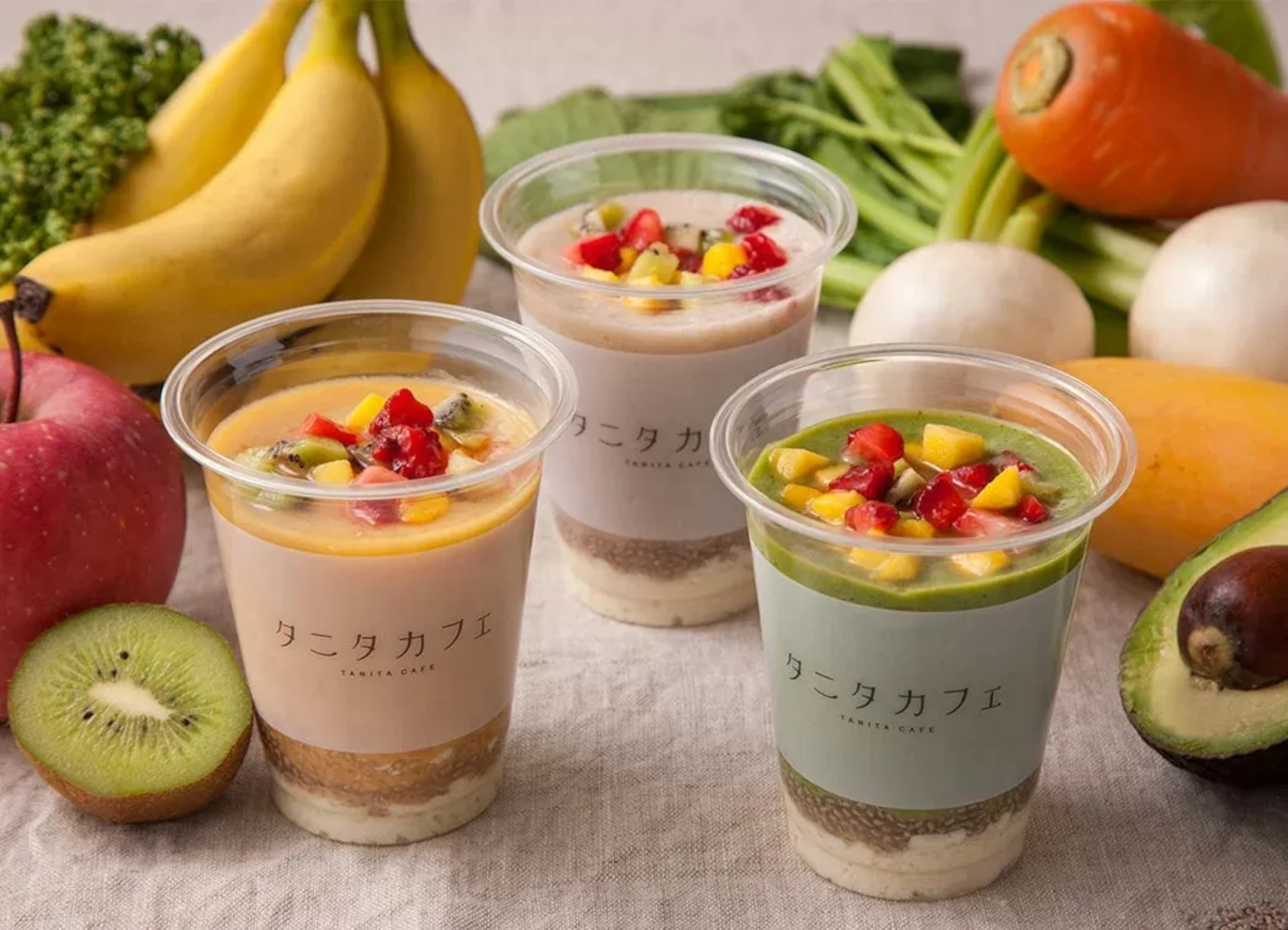 地元フルーツを活かした噛むスムージーなど販売「WARAO×タニタカフェ」