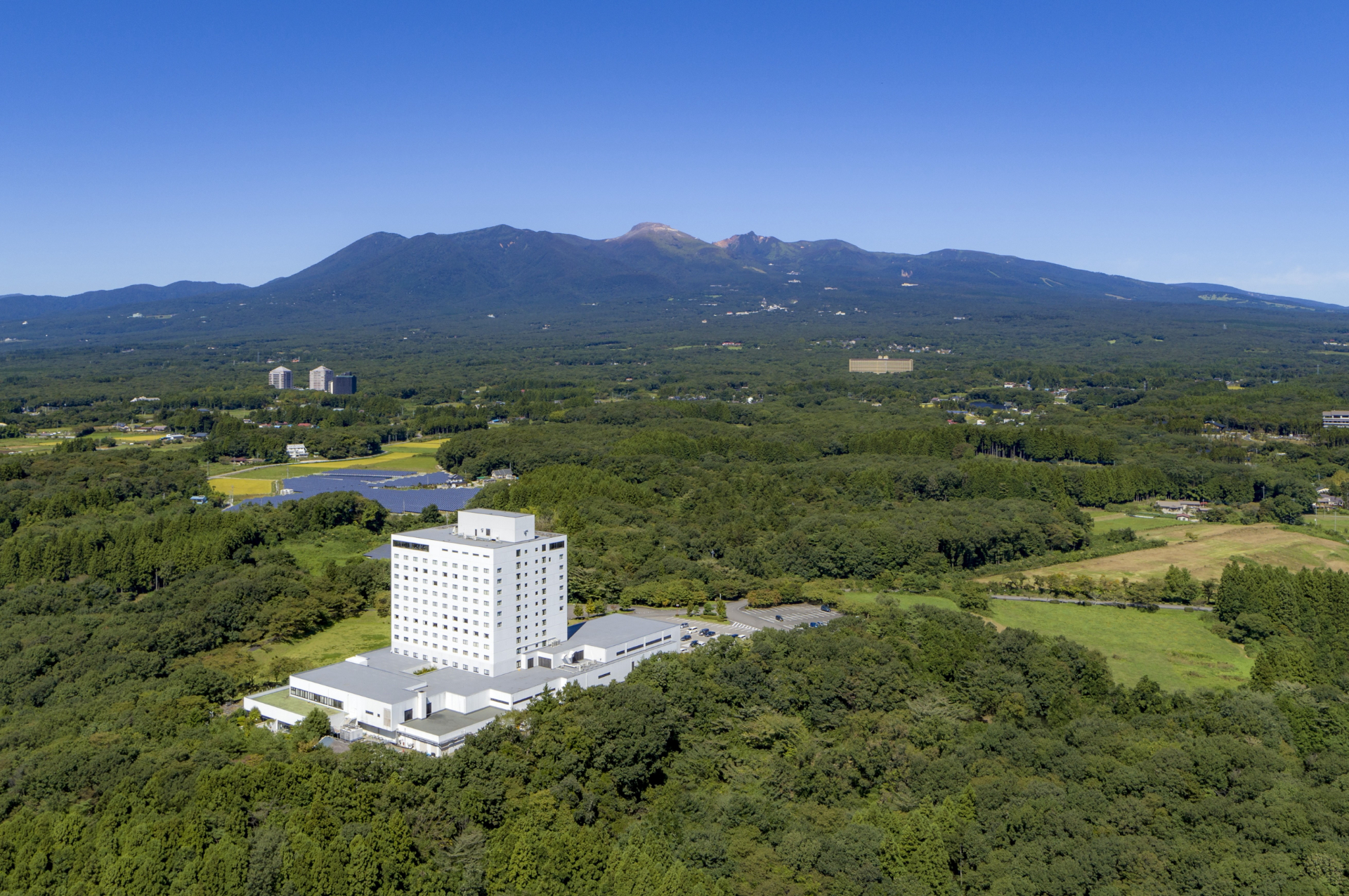 ホテルは那須高原を一望できるロケーション