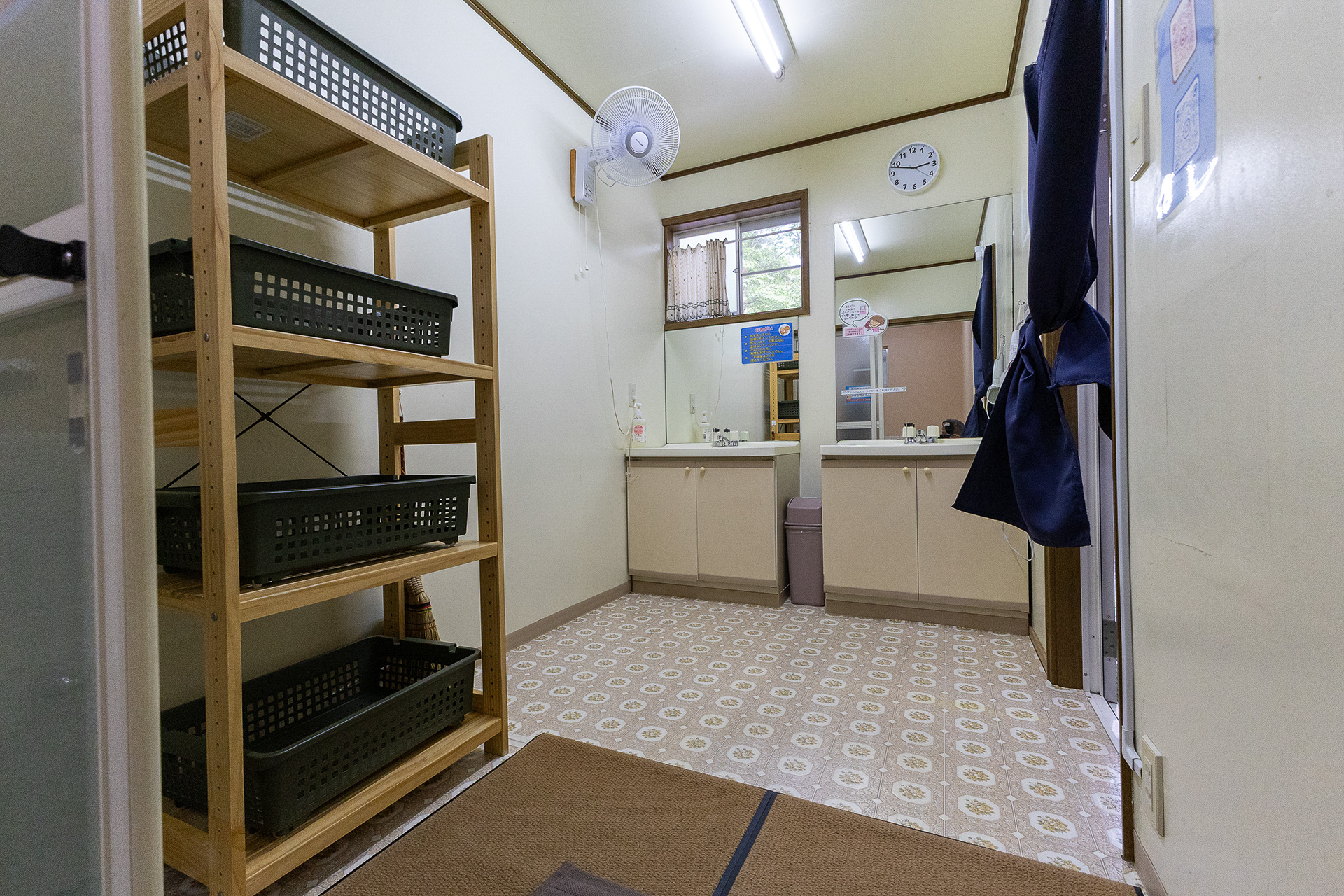 脱衣スペース。お風呂は2つあるが、どちらも同じ作り