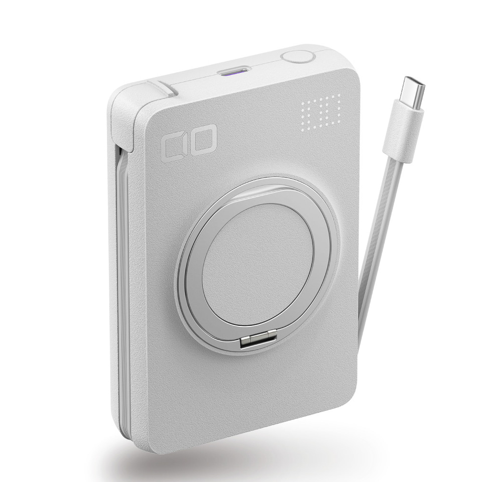 CIO、半固体セルの有線・無線両対応モバイルバッテリー。スマホリング