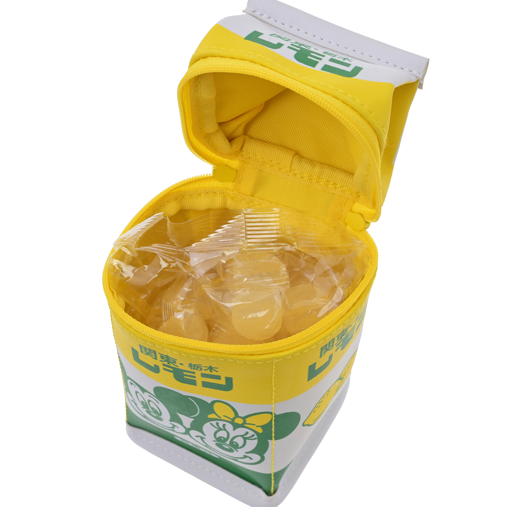 レモン風味のさっぱりグミがたっぷり入っている