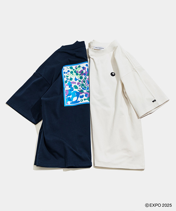 BACKPRINT TEE。カラー展開はOFF WHITE、NAVYの全2色