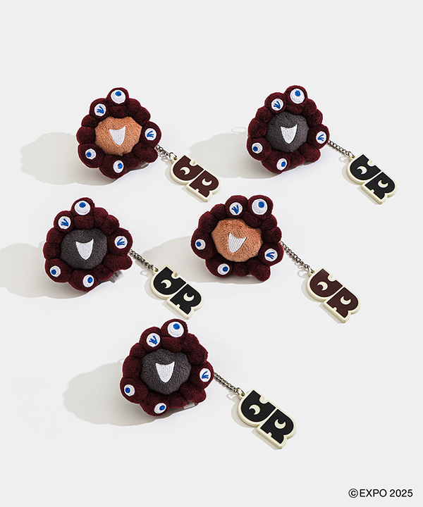 FACE CHARM。カラー展開はGRAY、BEIGEの全2色