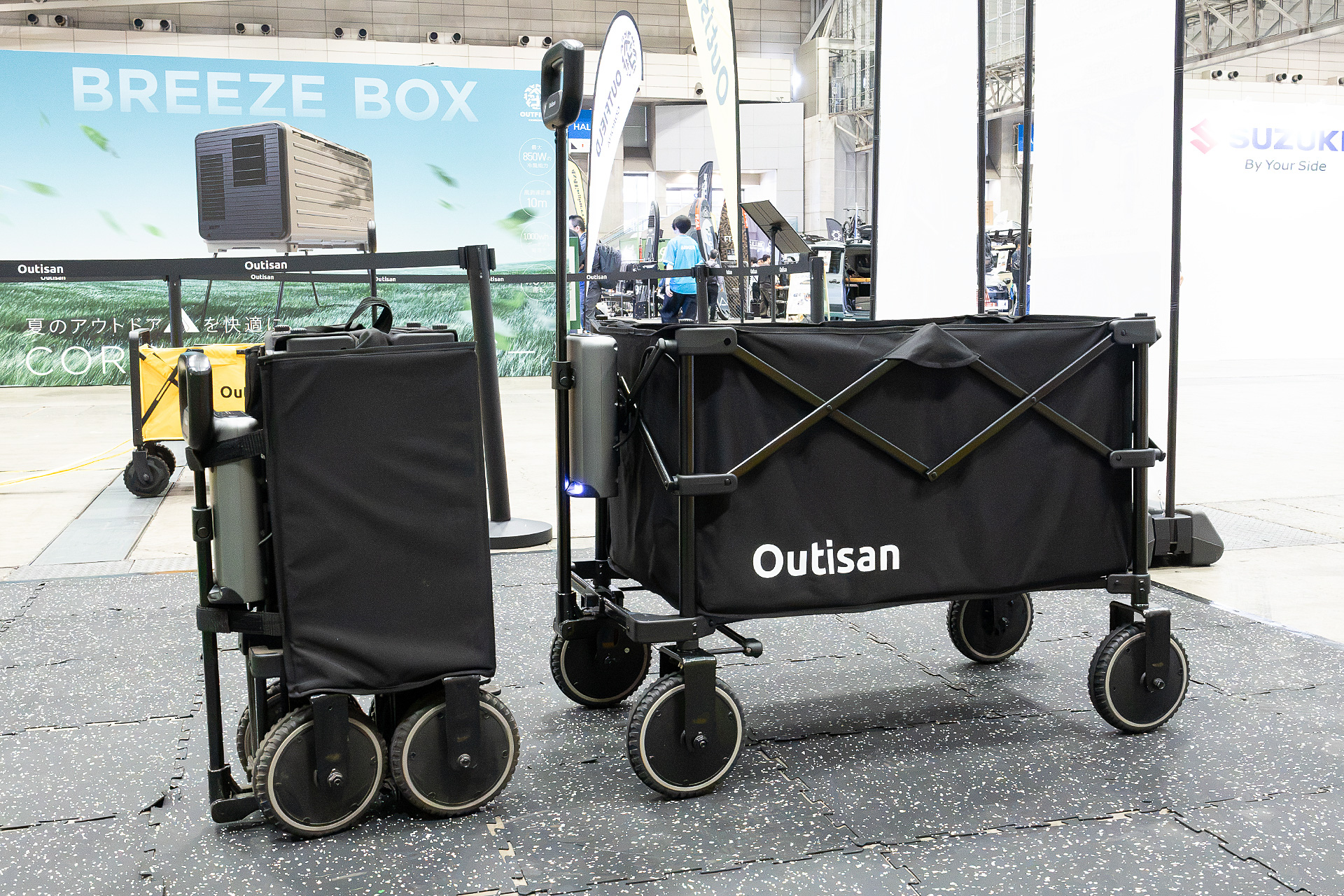 オーティサンの電動ワゴン「e-Wagon Lite」。こちらは発売したばかりの新製品だ