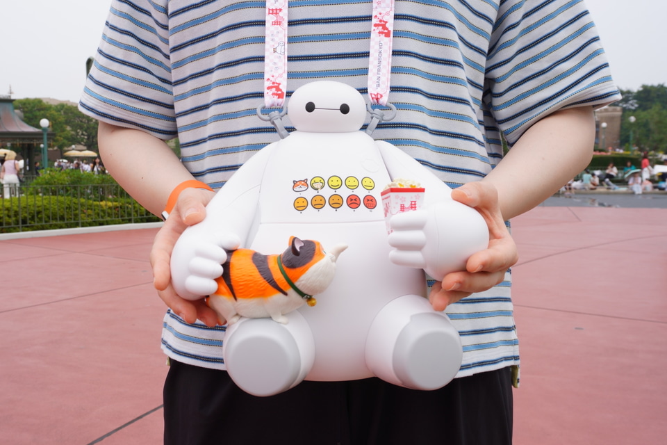 ポーズが変えられる、ベイマックス型ポップコーンバケットを買ってみた