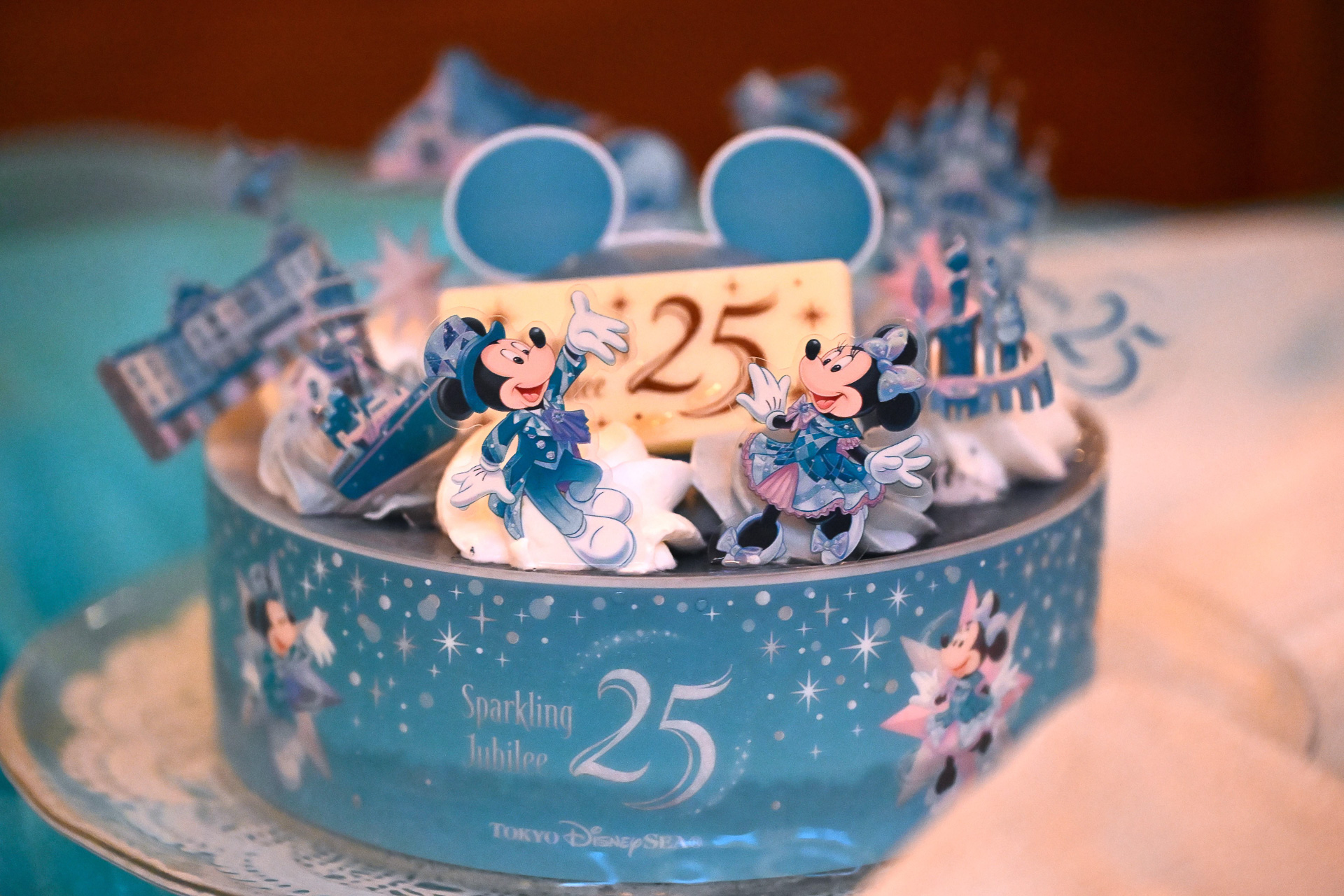 東京ディズニーリゾート・フローズンセレクション、東京ディズニーシー25周年限定ケーキを見てきた