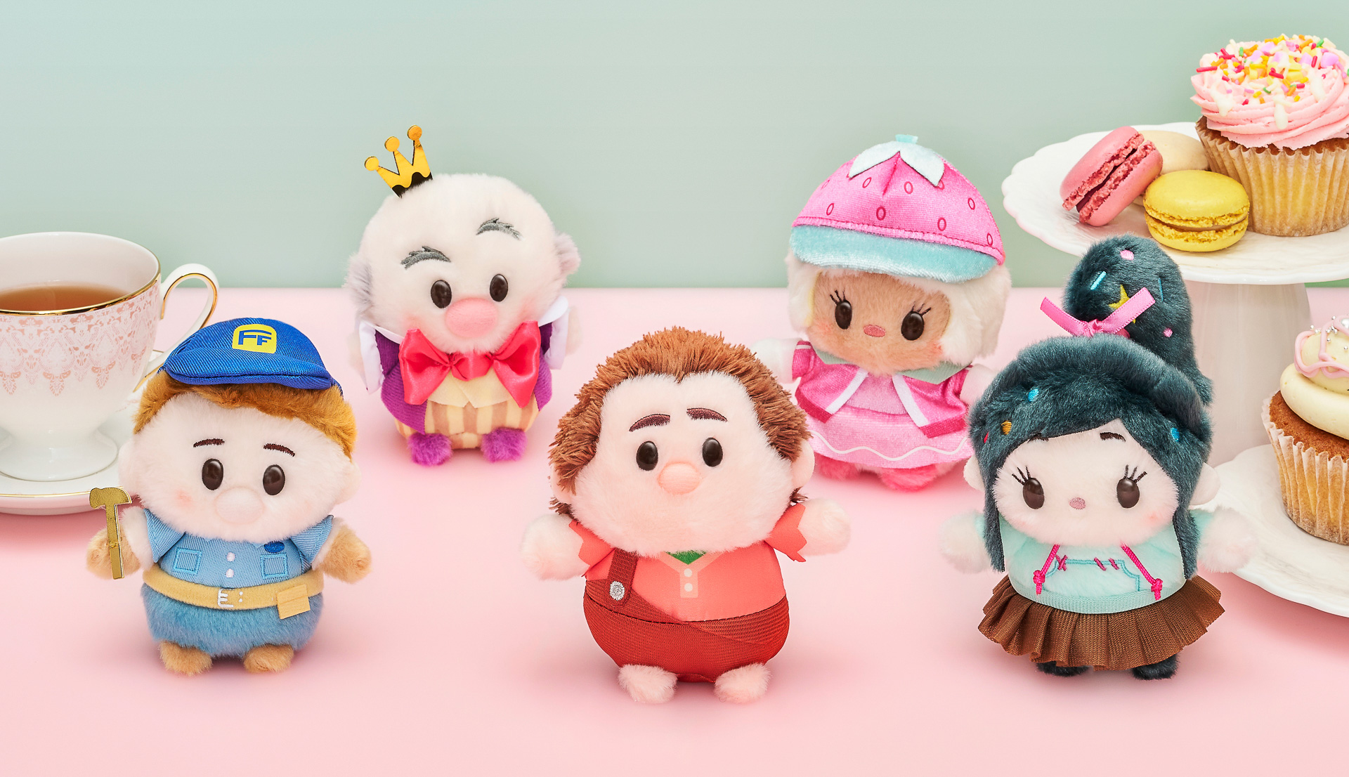「シュガー・ラッシュ」のうるぽちゃちゃん ぬいぐるみ（各2200円）