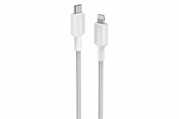 Anker 322 高耐久ナイロン USB-C & Lightning ケーブル 0.9m