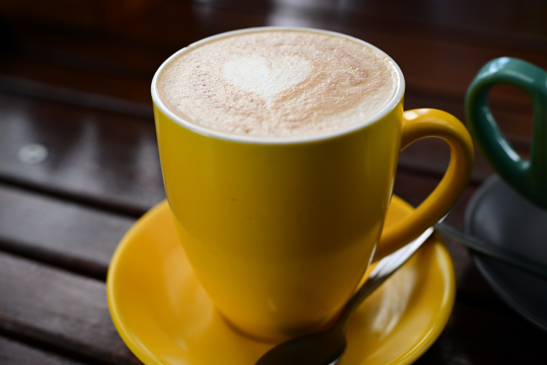 オーストラリアのカフェでよく見かけるミルクコーヒー「フラットホワイト」