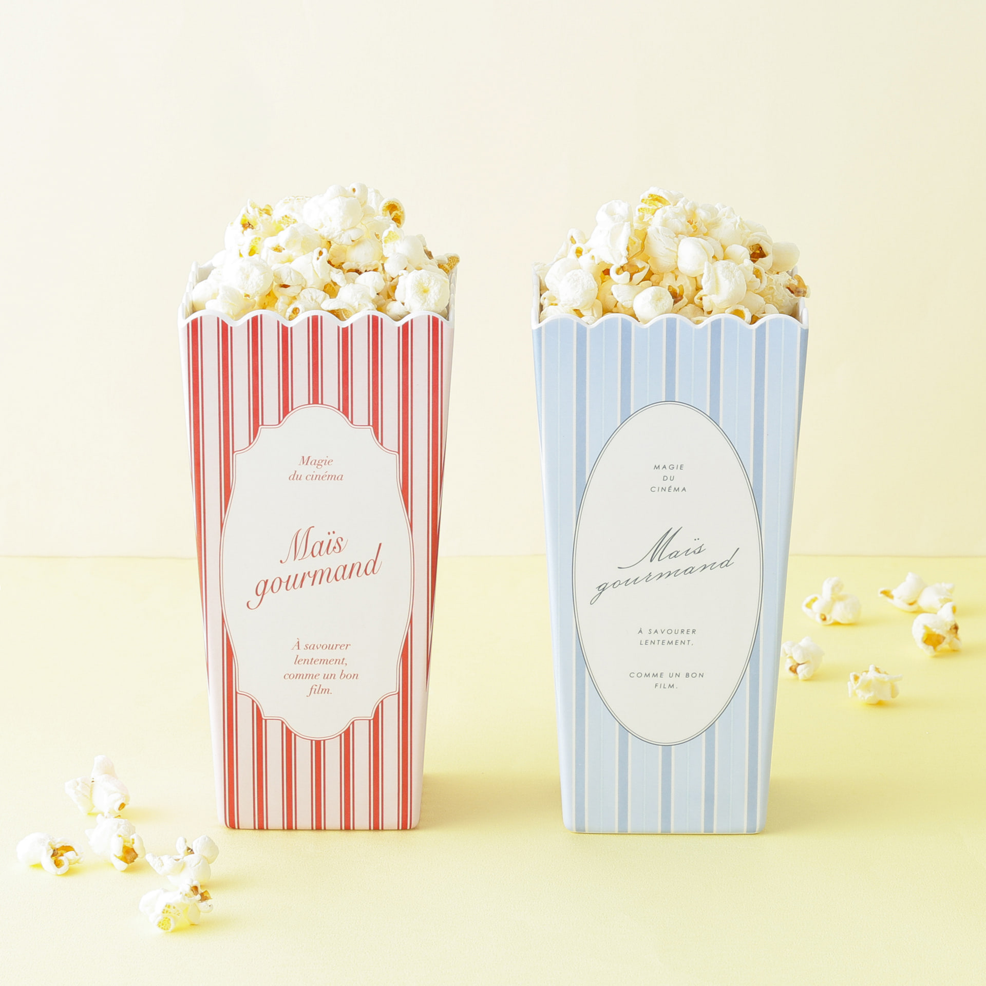 「ポップコーンケース」各1400円（レッド/ブルー）