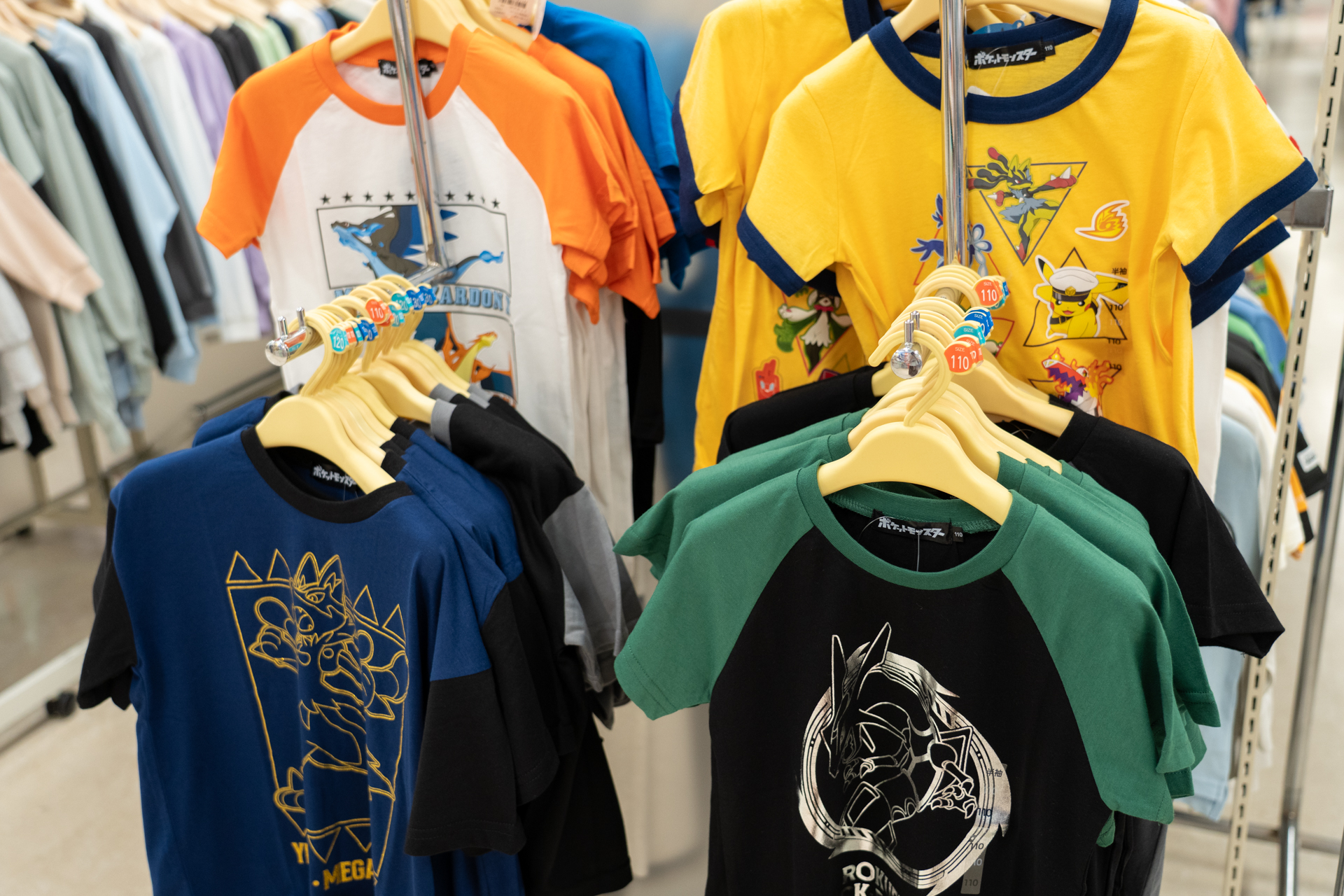 キッズポケットモンスター半袖Tシャツは1738円