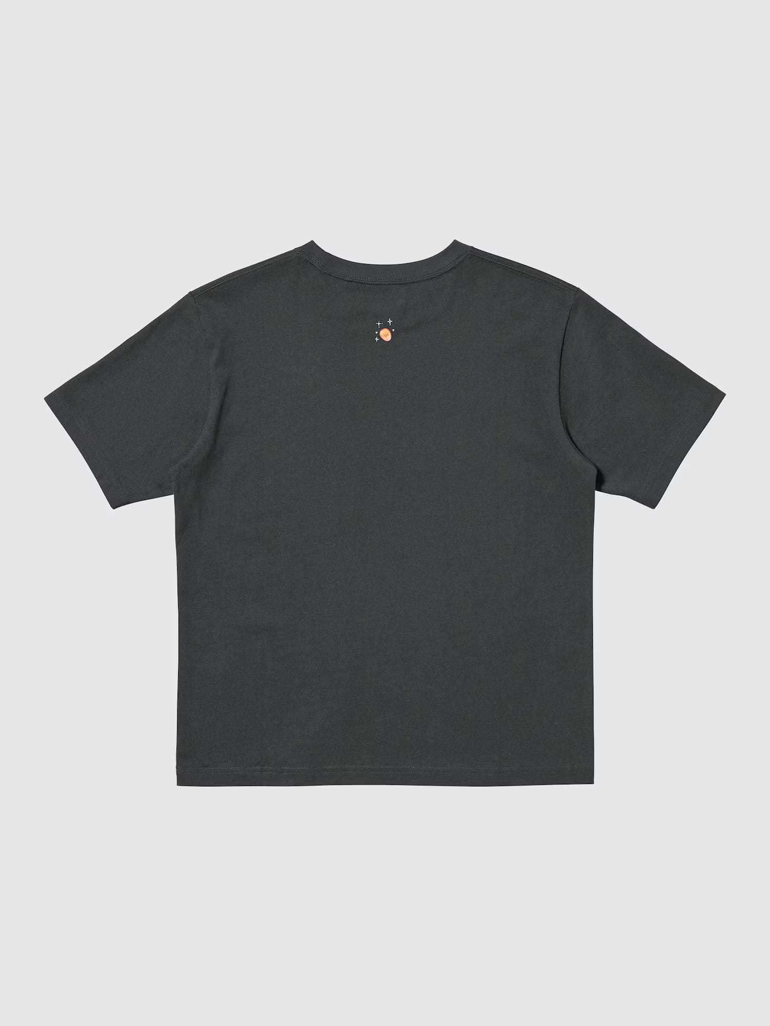 「ちいかわUT」ウィメンズTシャツ4種（各1990円）