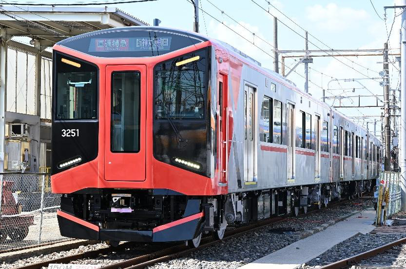 新型急行用車両3000系 外観