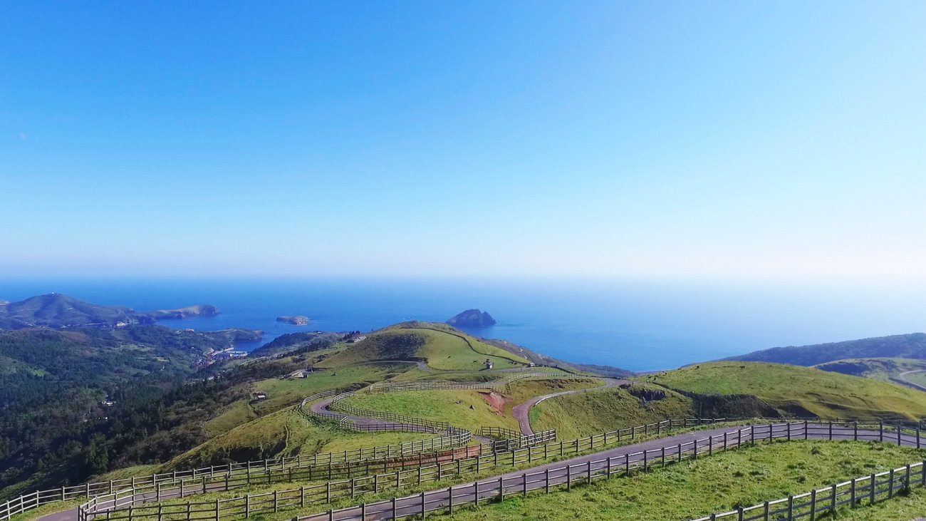 赤ハゲ山からの大パノラマの景色