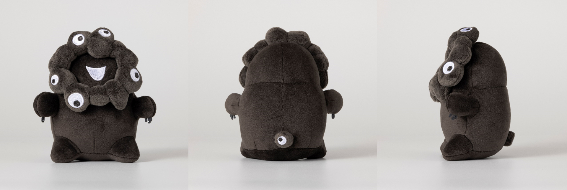 EXPO2025 ミャクミャク もっちりぬいぐるみ 立 灰黒（2200円）