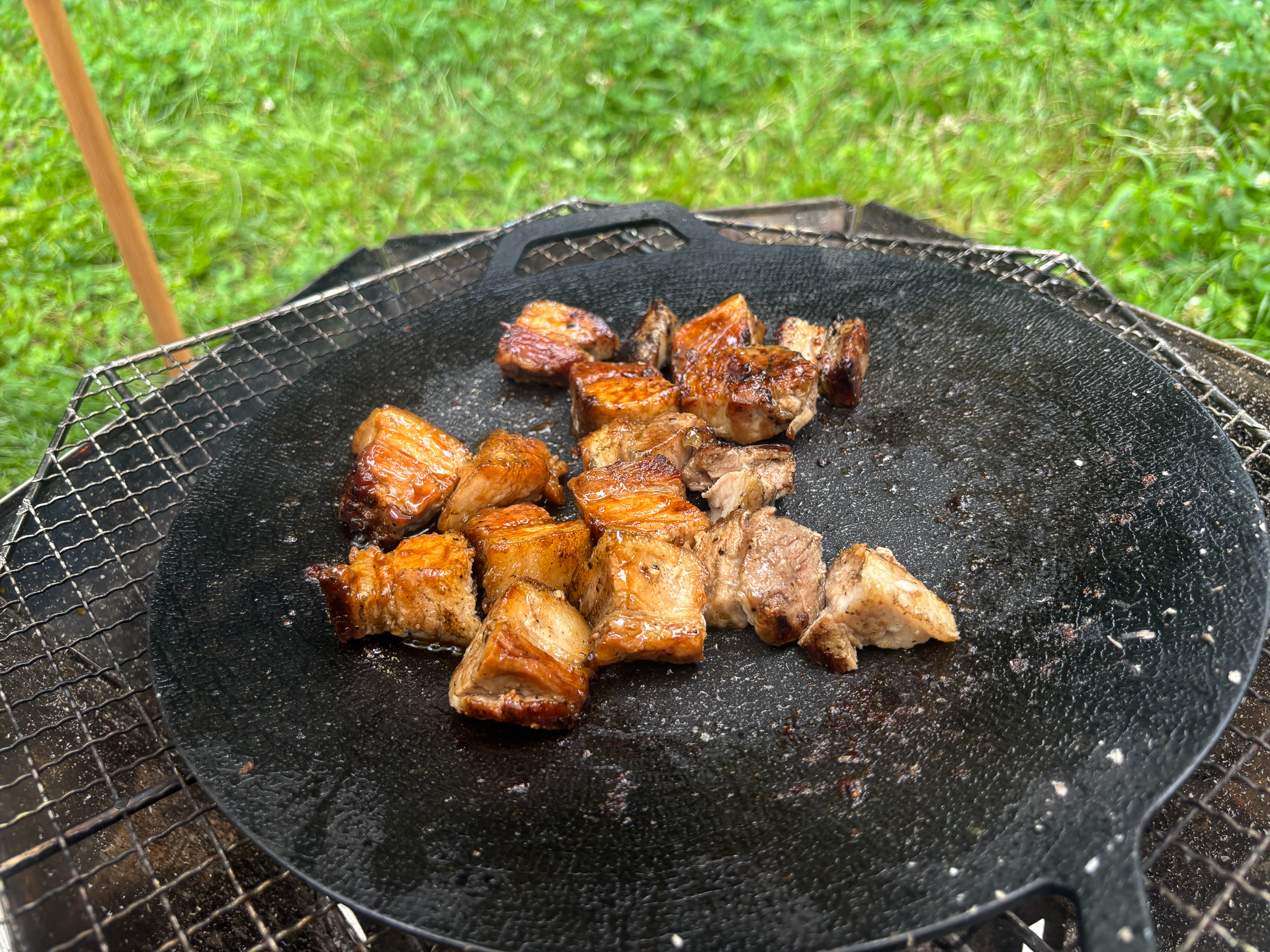 豚バラ肉のバター醤油焼き
