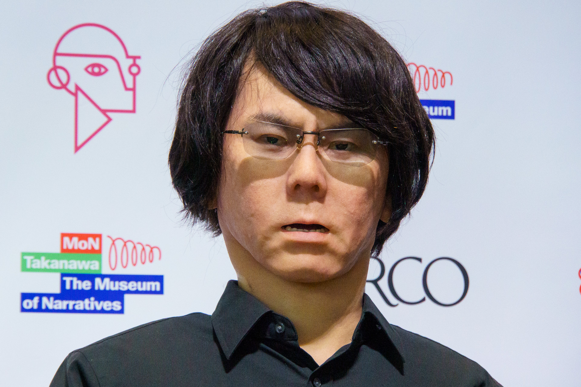 イシグロイドことジェミノイド HI-6。表情もご本人より生き生きしているかも？