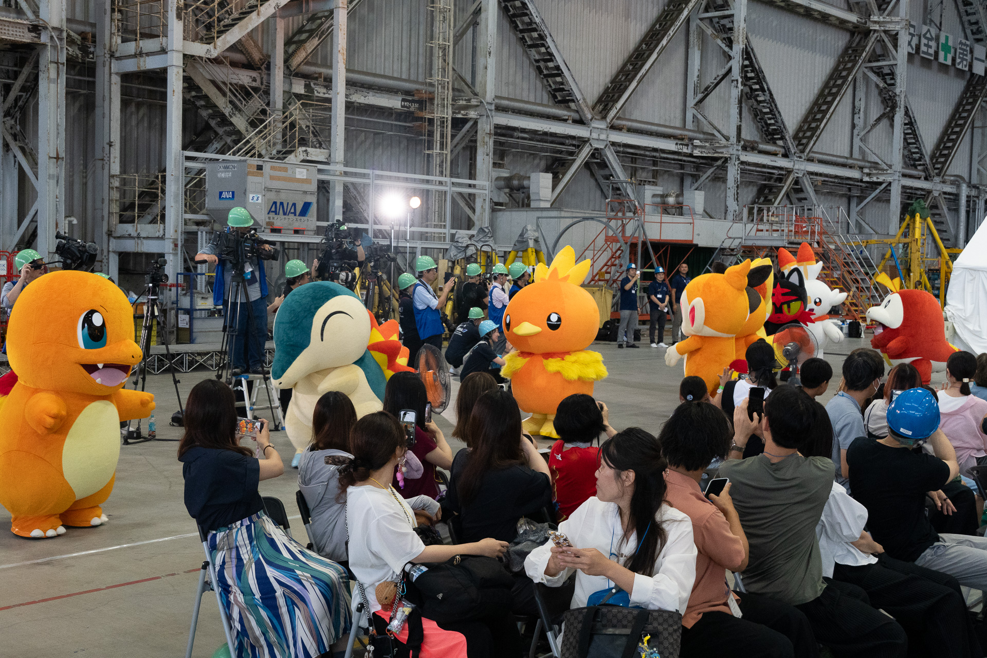 Towards the end of the ceremony, the Fire-type Pokémon and Pikachu featured on the jet made a surprise appearance, delighting attendees.