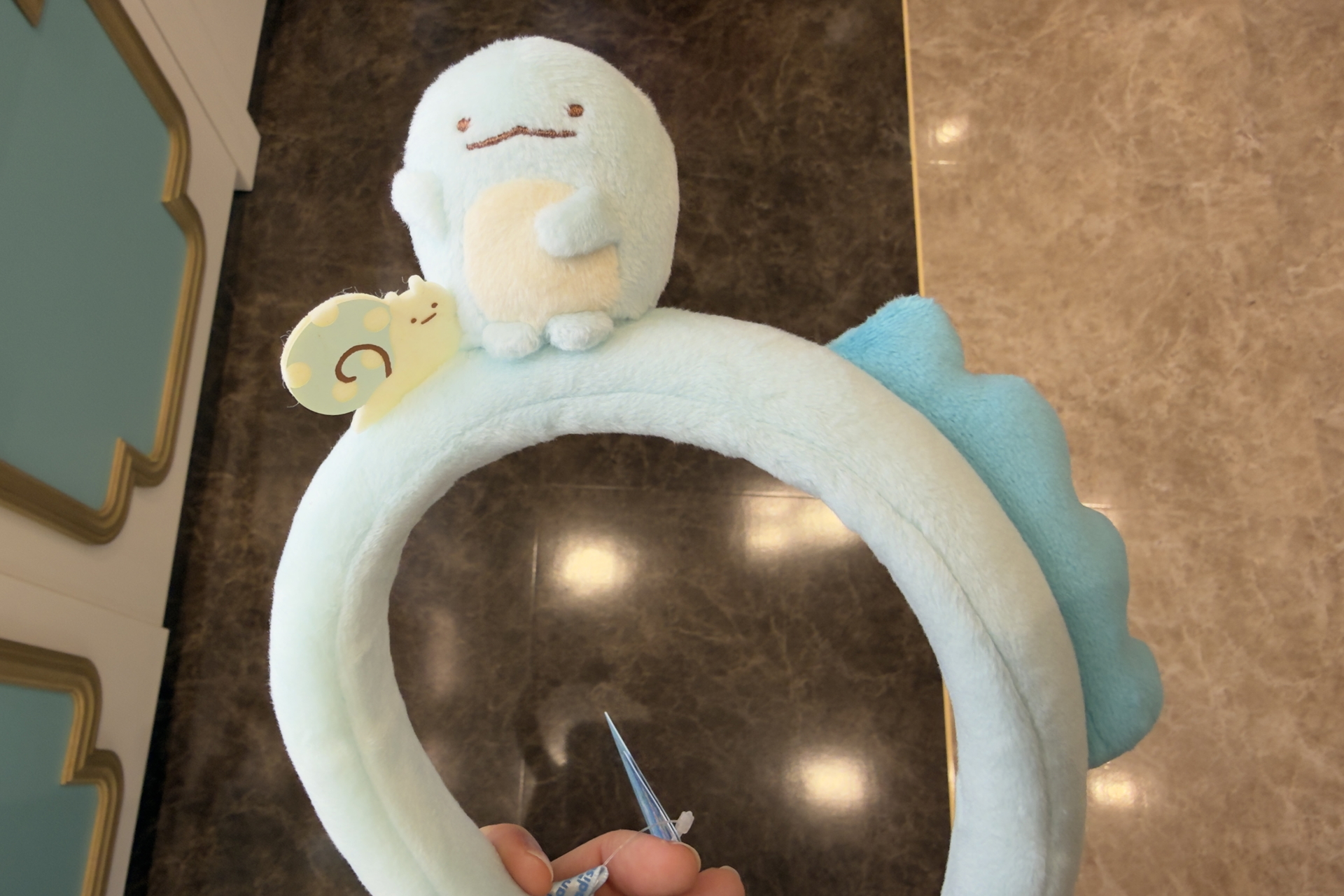 とかげとにせつむり