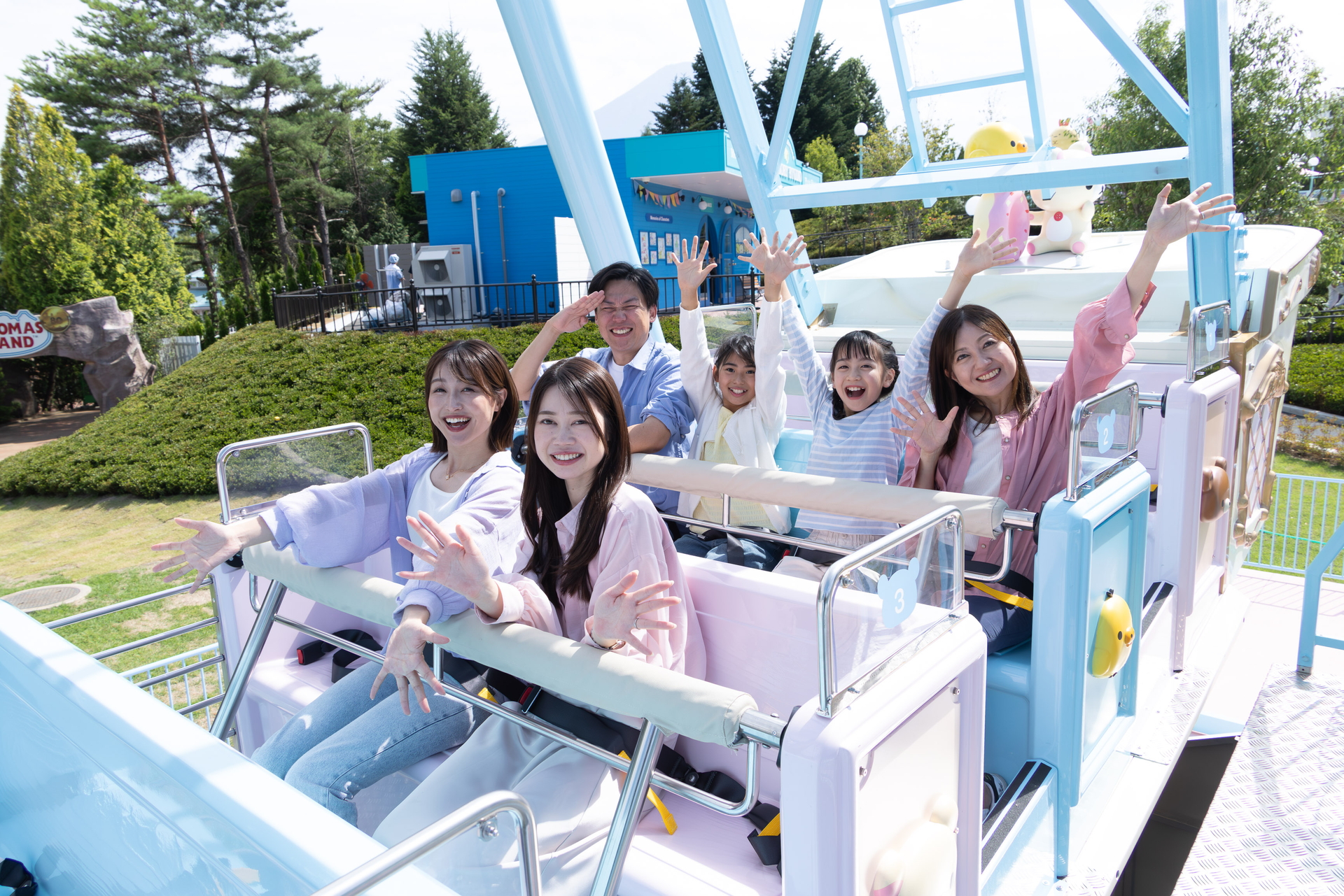 通常時は1列あたり最大4名まで乗車可能（写真提供：富士急行）