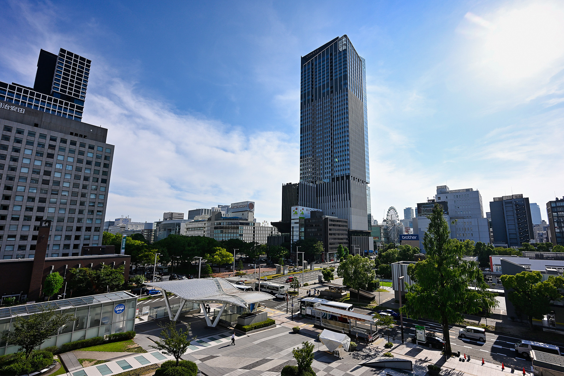 名古屋・栄地区の中心に堂々たる姿を見せる「ザ・ランドマーク名古屋栄」。オフィス階やショップも充実している三菱地所が手掛けたプロジェクトで、この上層階にオープンしたのがコンラッド名古屋だ