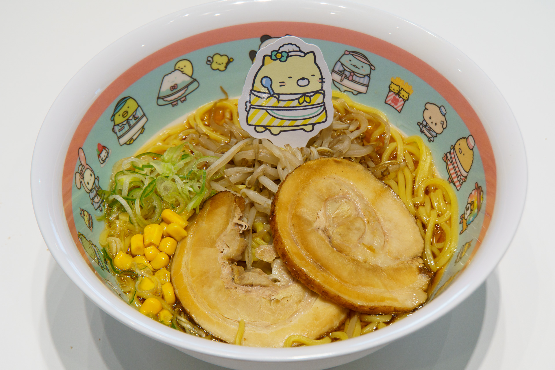 ねこのまんぷくラーメン（1600円）