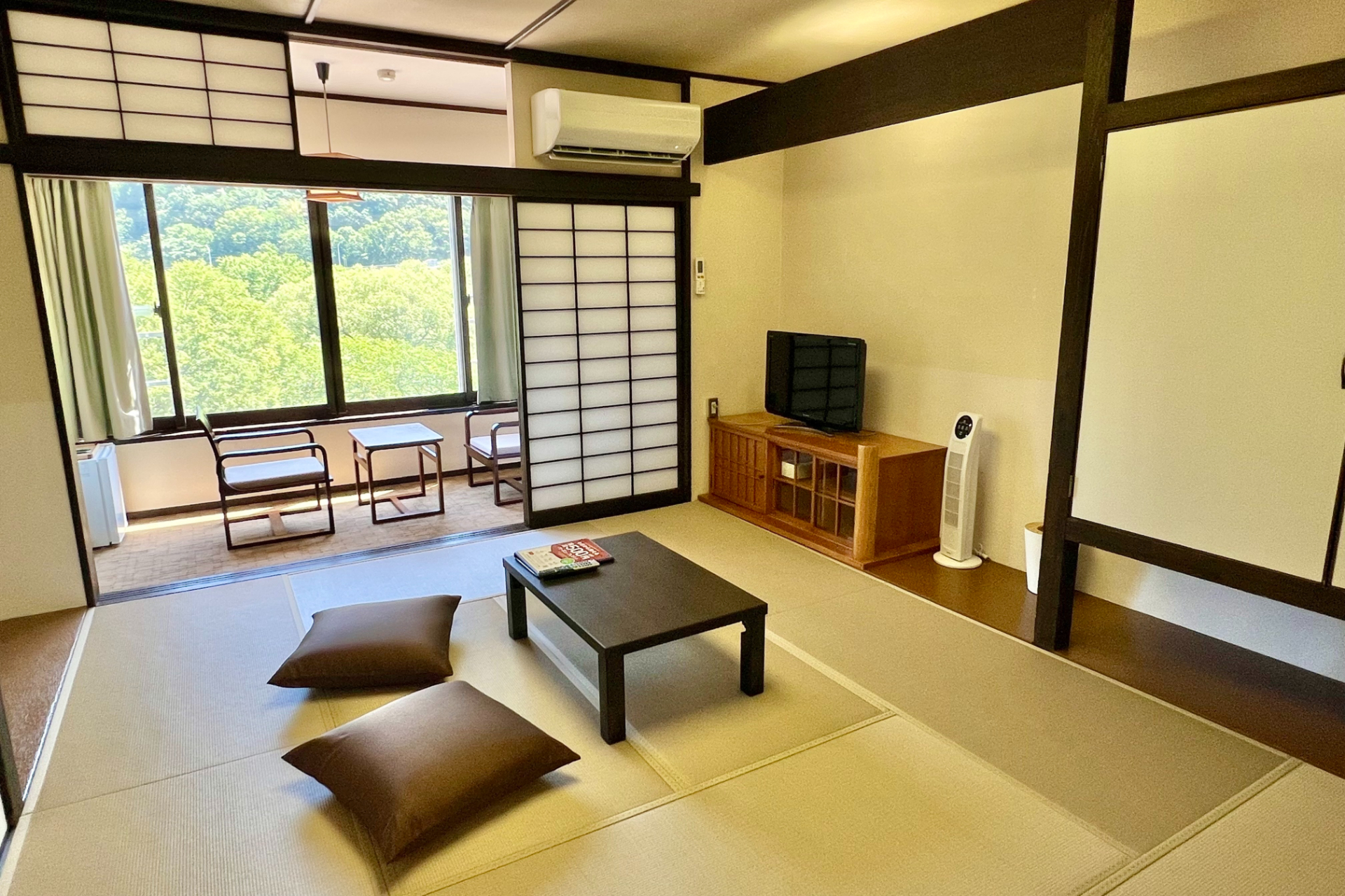 客室一例「スタンダード和室4名定員内風呂あり」