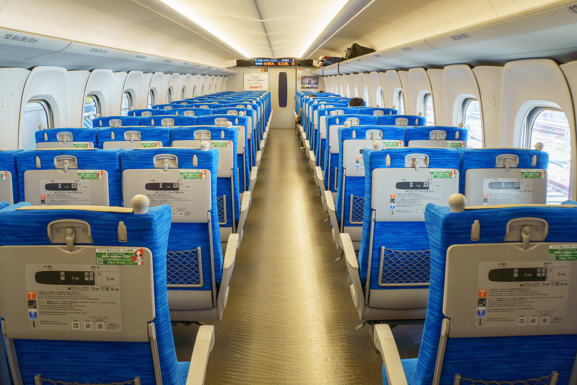 お盆の新幹線「のぞみ」号は全席指定席で運行