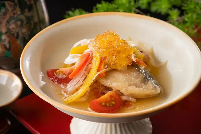 南蛮漬けと彩野菜八方酢ジュレ掛け