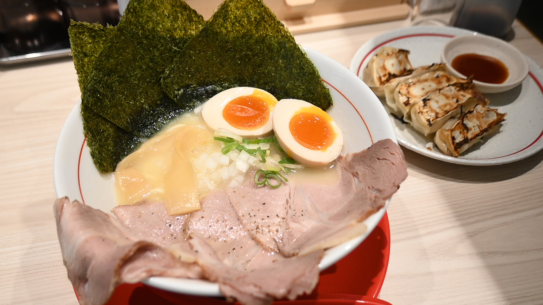 「鶏吉」のラーメン