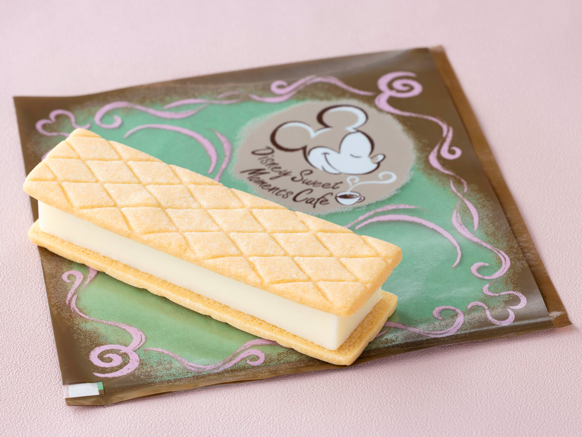 ミゲルズ・エルドラド・キャンティーナ「ガナッシュサンド ホワイトチョコレート＆ベリー」（850円）