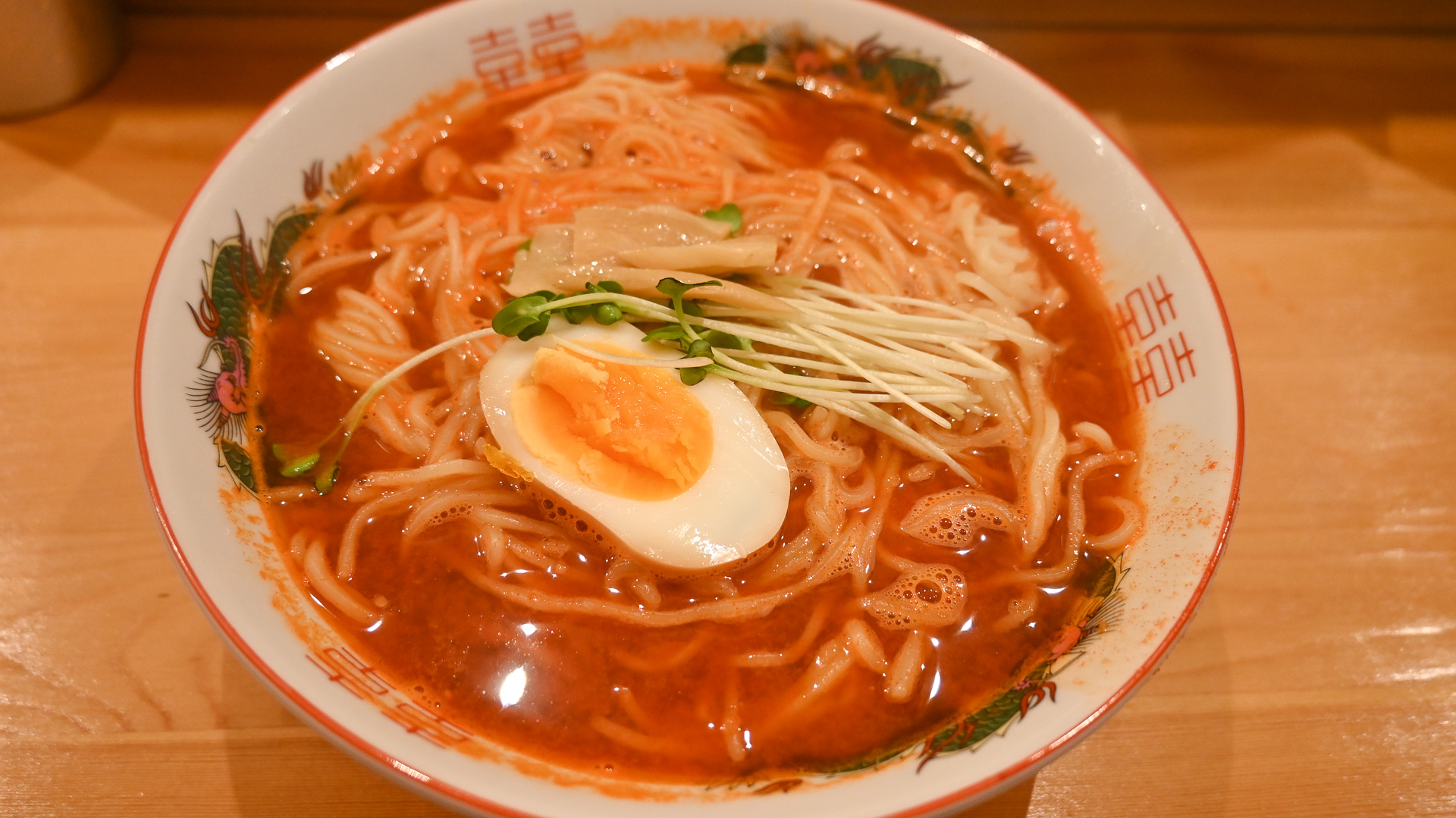 「地鶏とらーめん 亜門」ラーメン。メインの「鯛醤油ラーメン」は早々に売り切れたとのこと