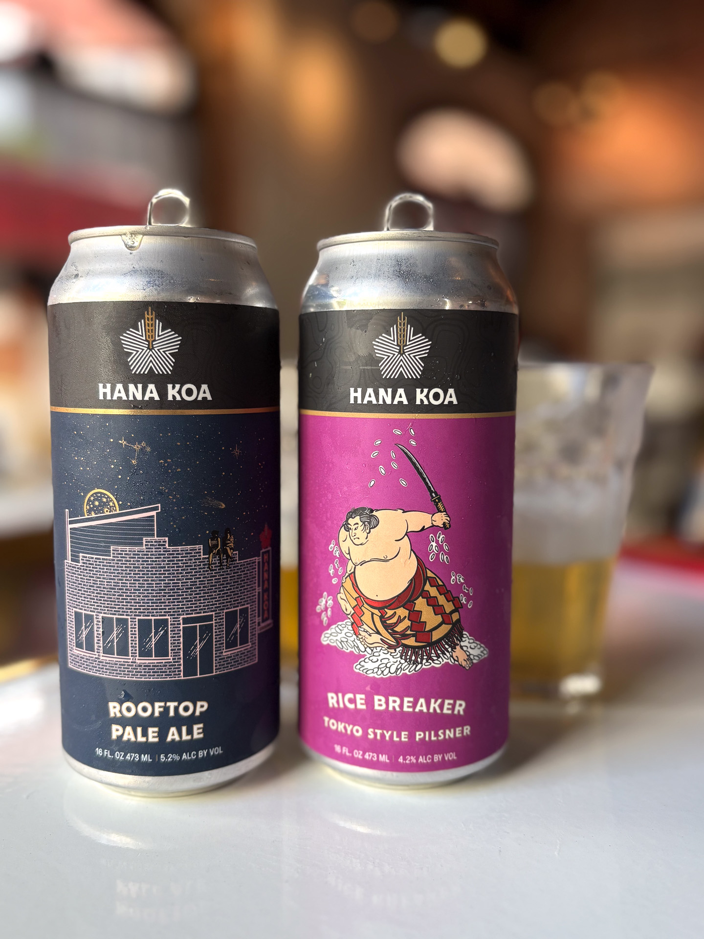地元でファンが多いビアブルワリー「ハナコア」のビールを扱う