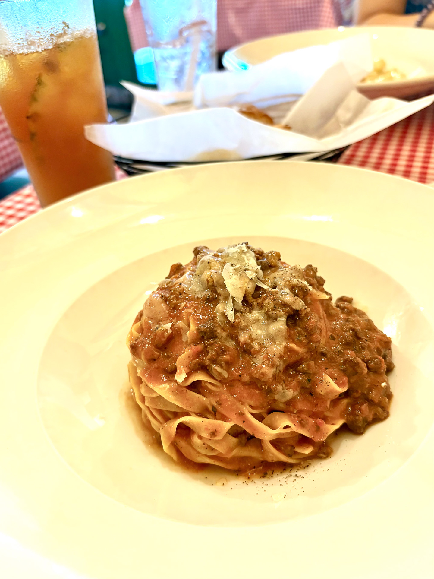 ハワイ島産牛肉の挽肉によるミートソース タリアテッレ