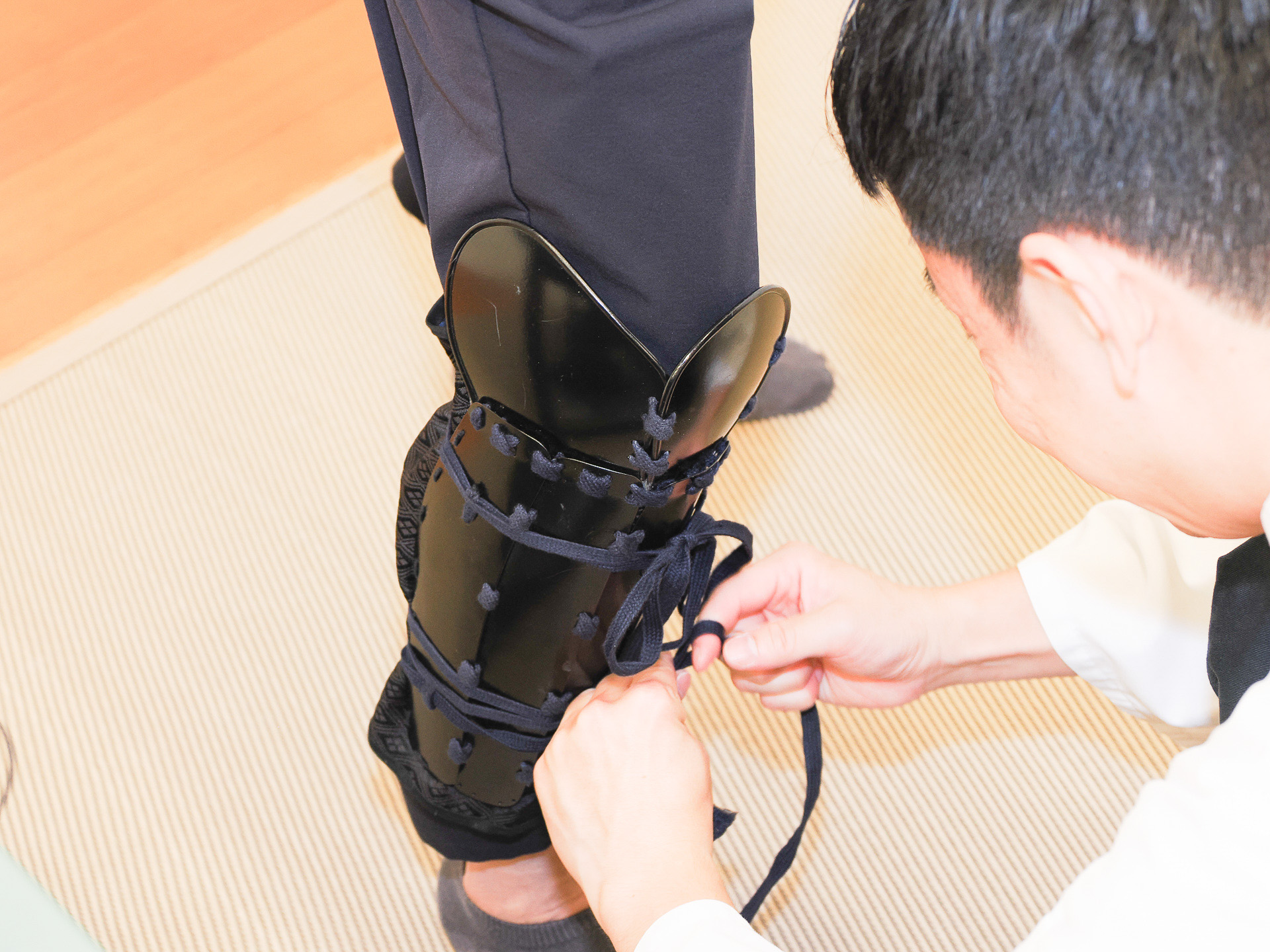 足元から付けていく