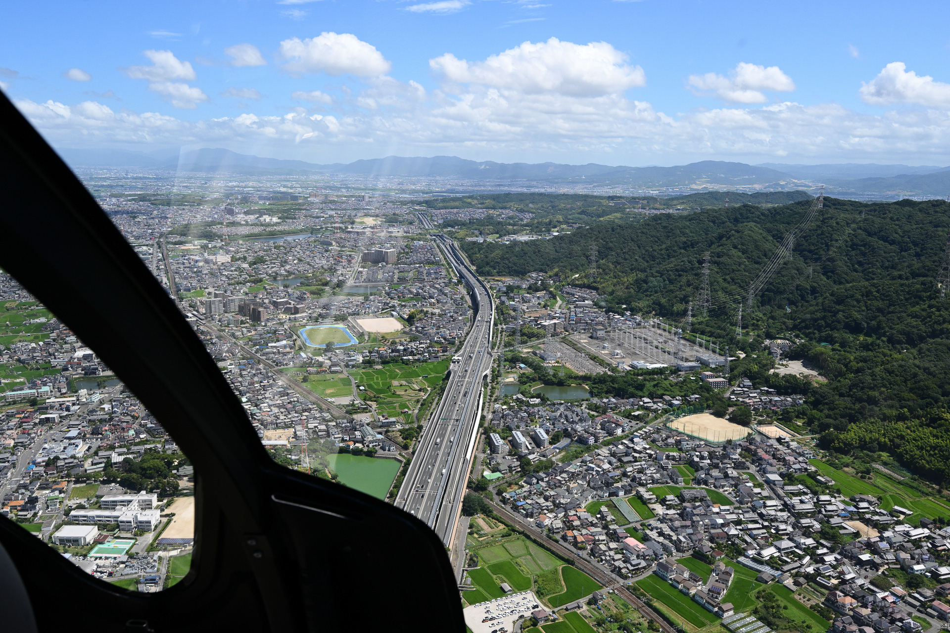 上空から見た高速道路