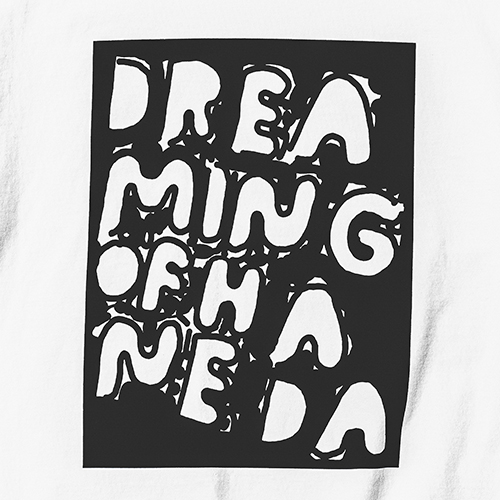 ANA×BEAMSコラボTシャツ「DREAMING OF HANEDA T-Shirt」。フロント/バックデザイン