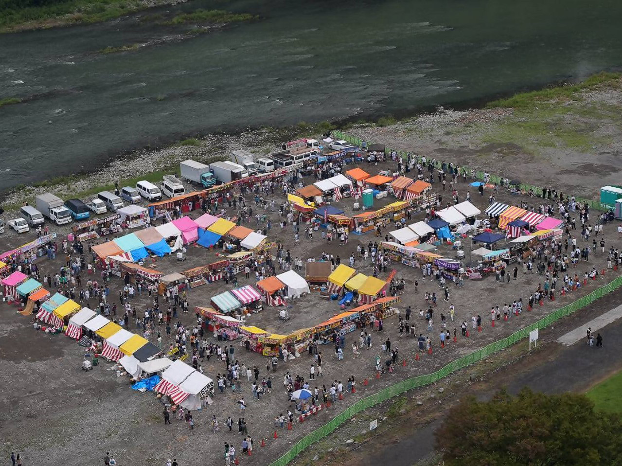 キッチンカーや露天が多数出店予定