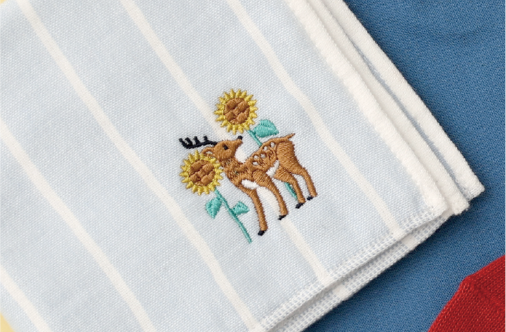 アミュプラザ小倉店限定 ひまわりと鹿の刺繍