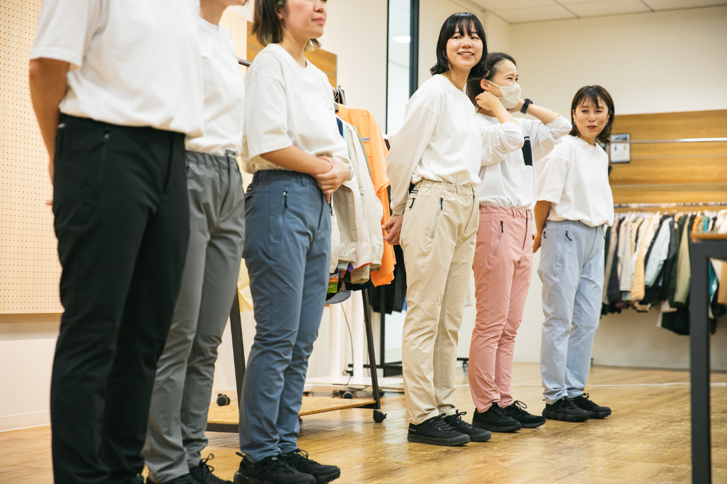 「ヤマジェニックパンツ」は、美しい3種のフィットと豊富なカラバリ、日本人女性ならではの悩みに着目してコロンビアスポーツウェアジャパンが開発