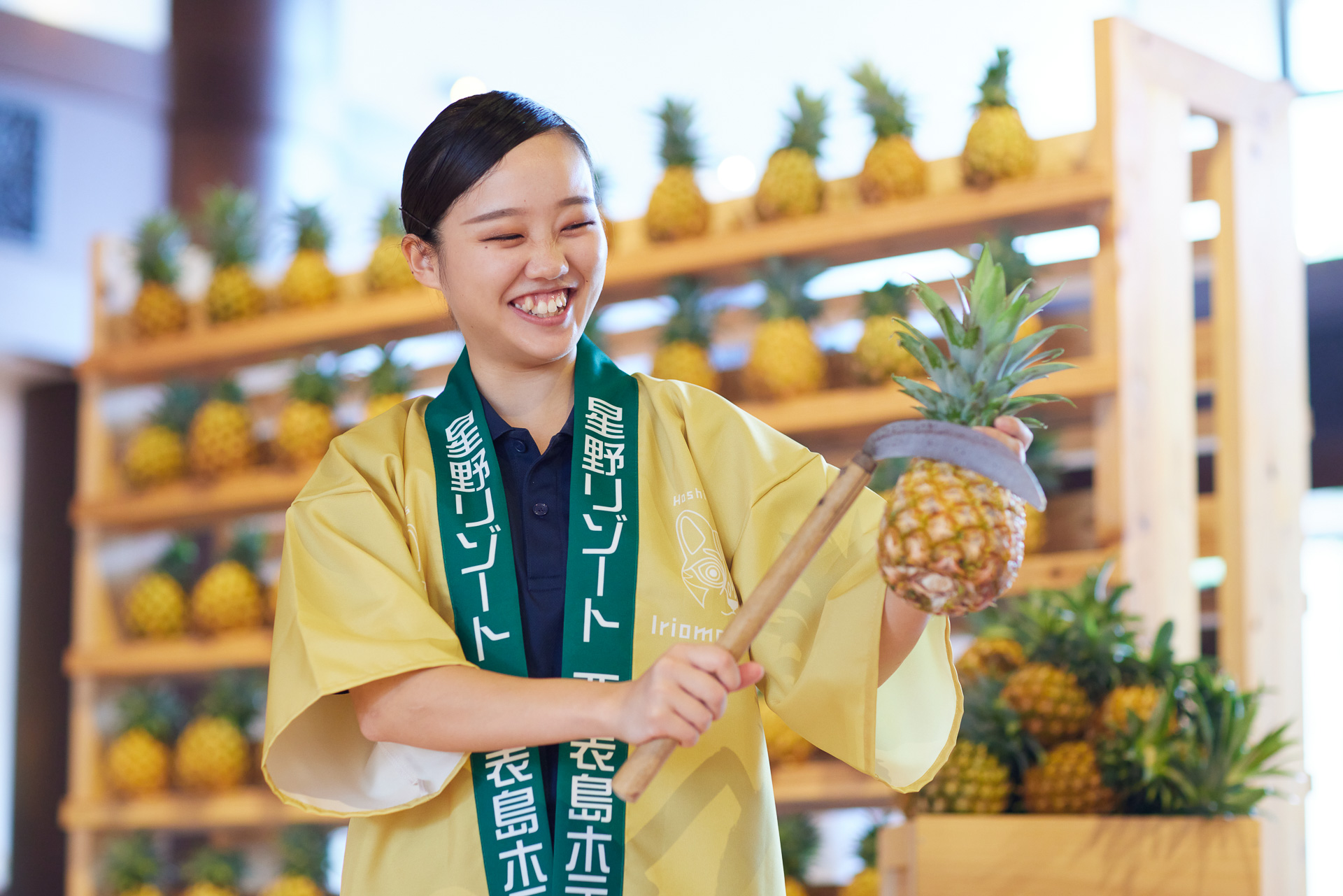 西表島ホテルスタッフの伊藤久未さん
