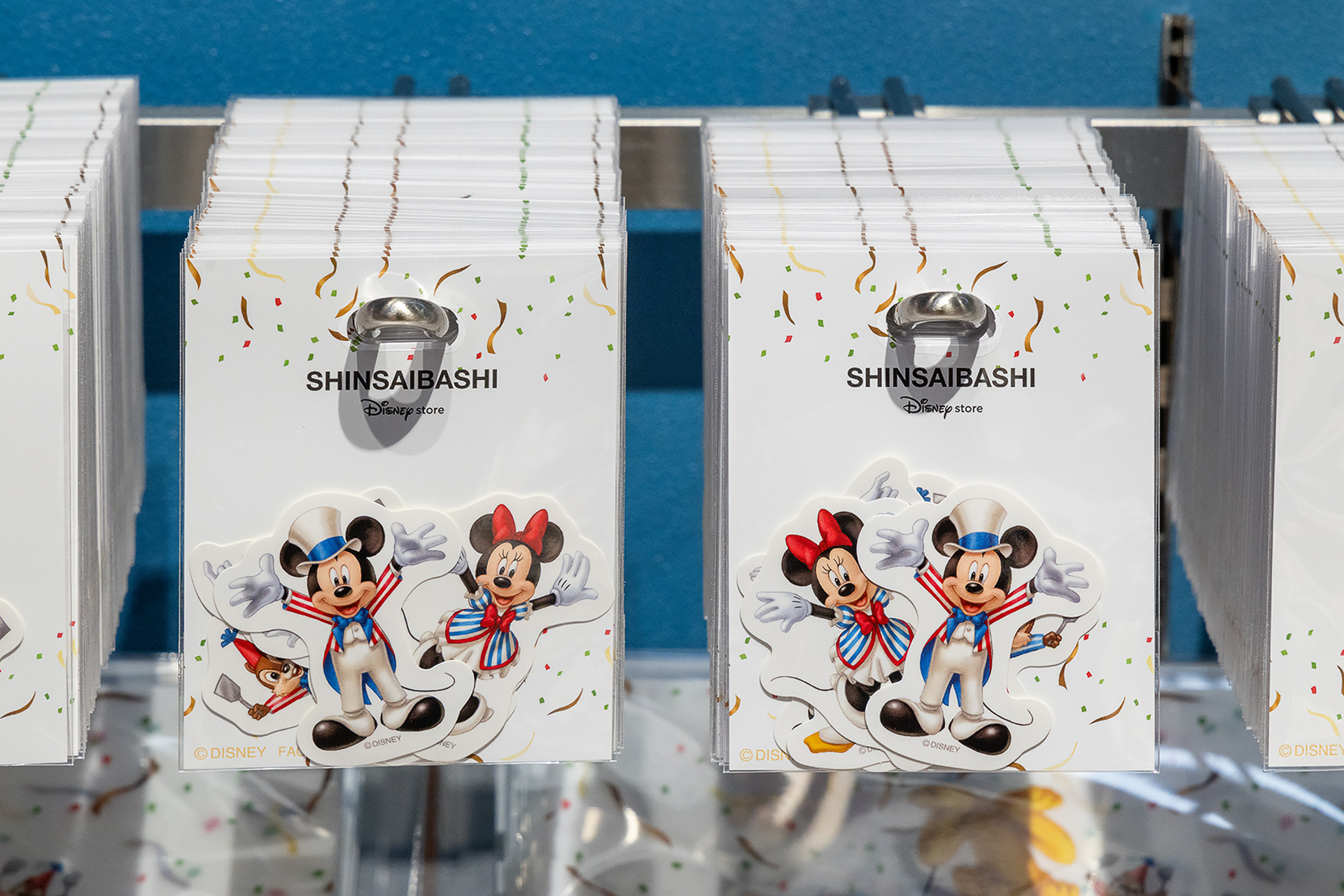 ステッカー（700円）